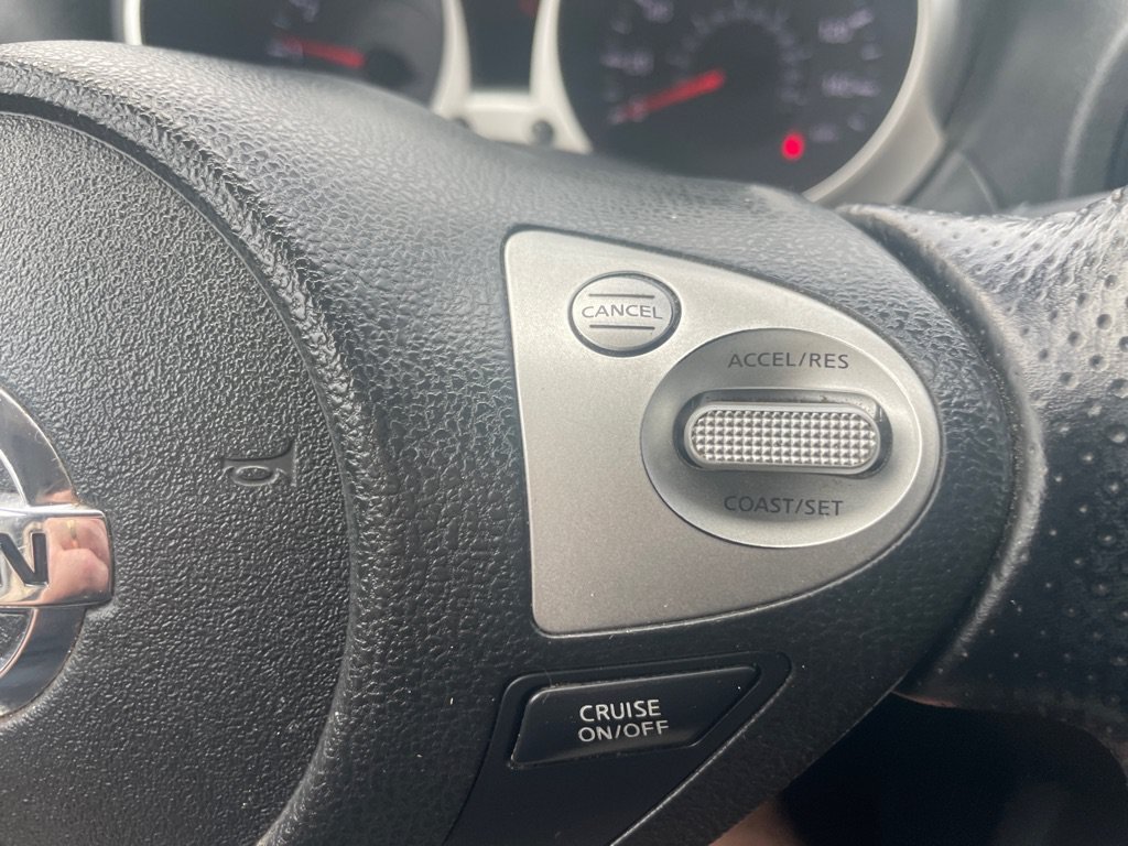 Used 2011 Nissan Juke SL w/ Chrome Pkg FWD image 20