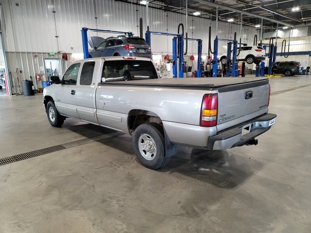 Used 2000 Chevrolet Silverado 2500 LS RWD image 5