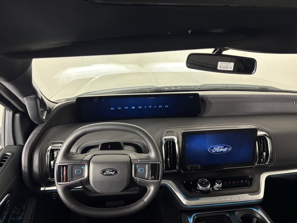 New 2026 Ford Expedition Max Platinum w/ Stealth Performance Package AWD/4WD image 28