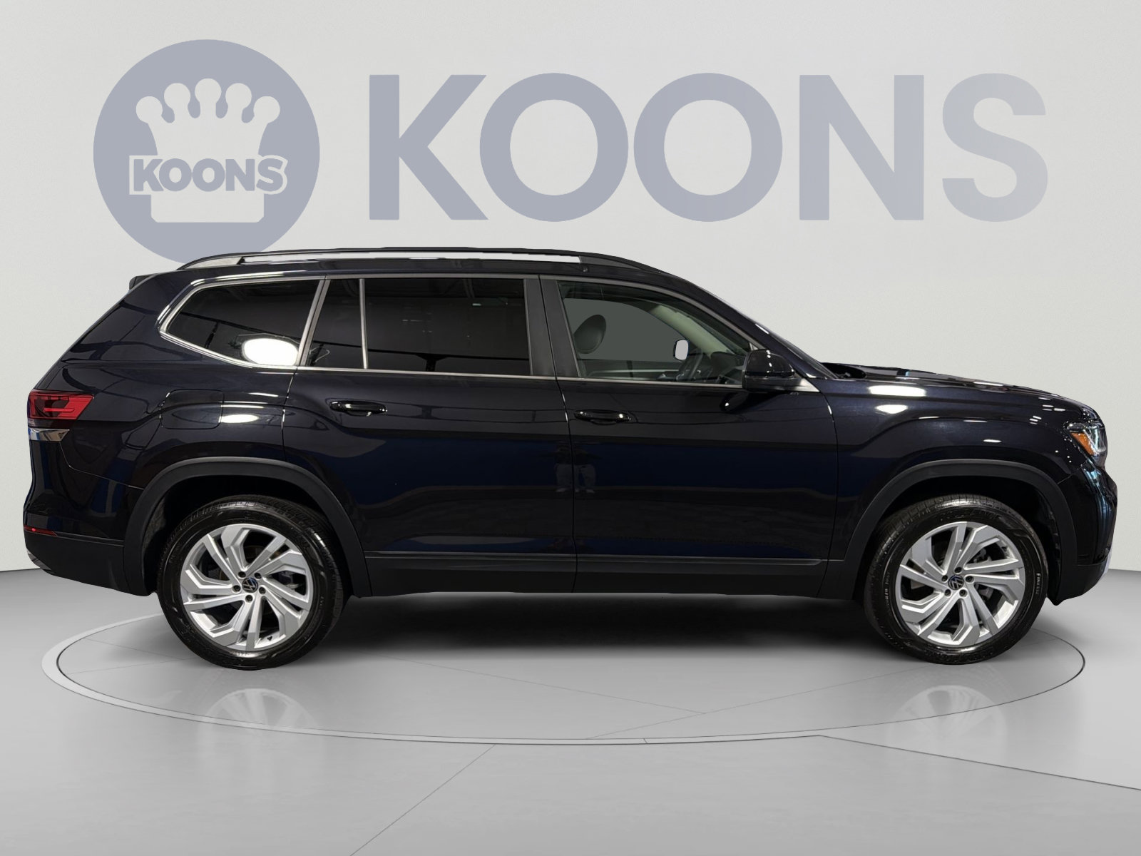 Used 2023 Volkswagen Atlas SE AWD/4WD image 8