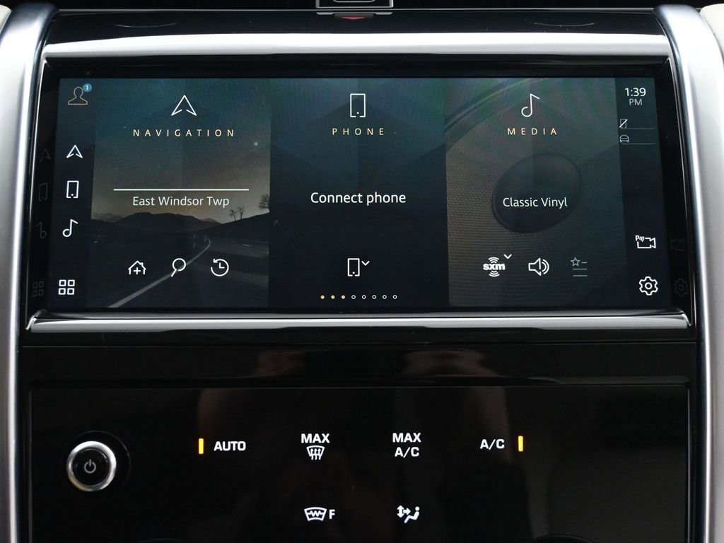 Used 2022 Land Rover Discovery Sport S image 32