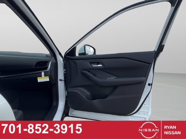 New 2026 Nissan Rogue SV w/ Cold Weather Package AWD/4WD image 21