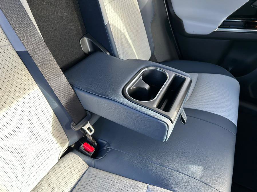 Used 2023 Subaru Solterra AWD image 42