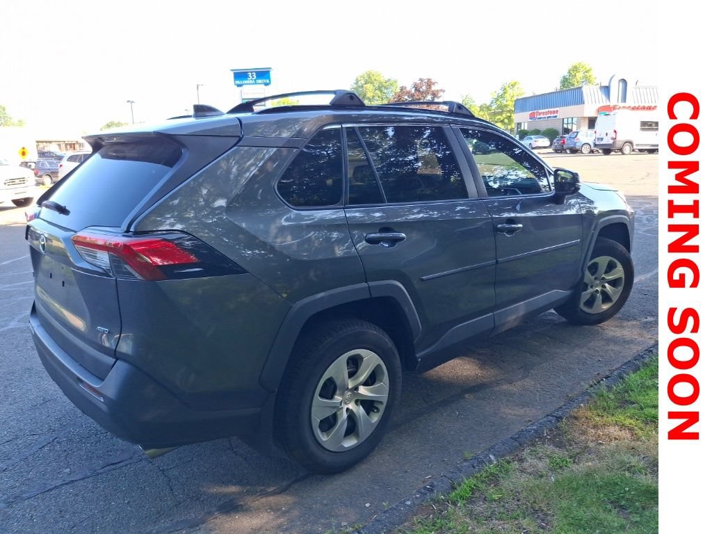 Used 2019 Toyota RAV4 LE w/ All Weather Liner Package AWD/4WD image 5