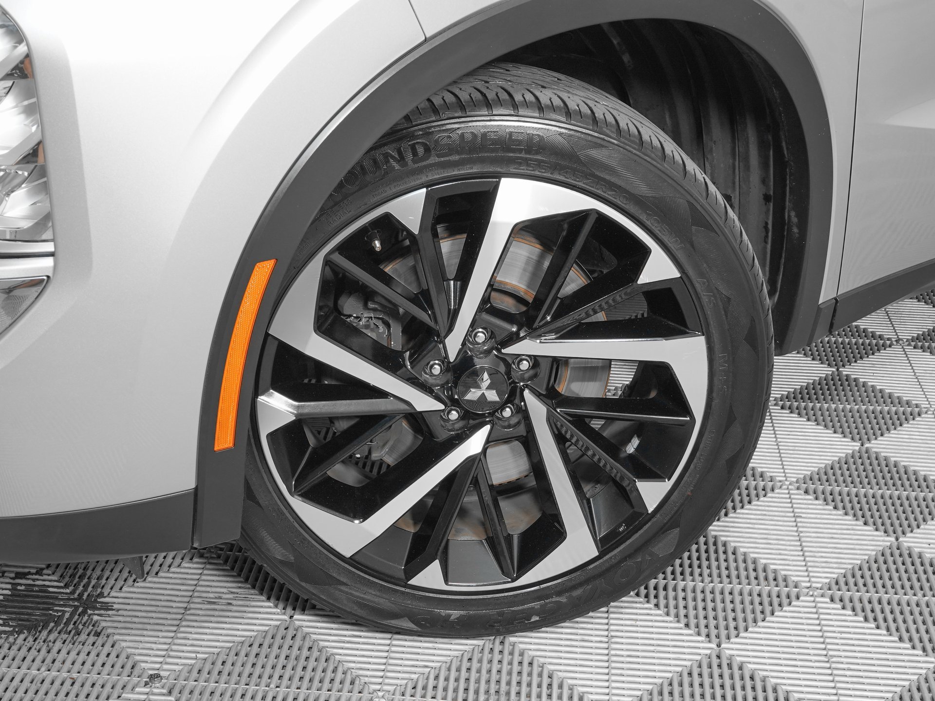 Used 2022 Mitsubishi Outlander ES image 28