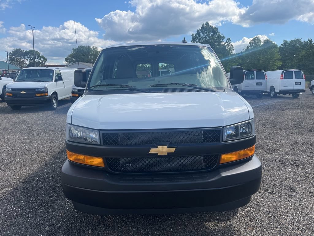 New 2025 Chevrolet Express 3500 Extended w/ Driver Convenience Package RWD image 12