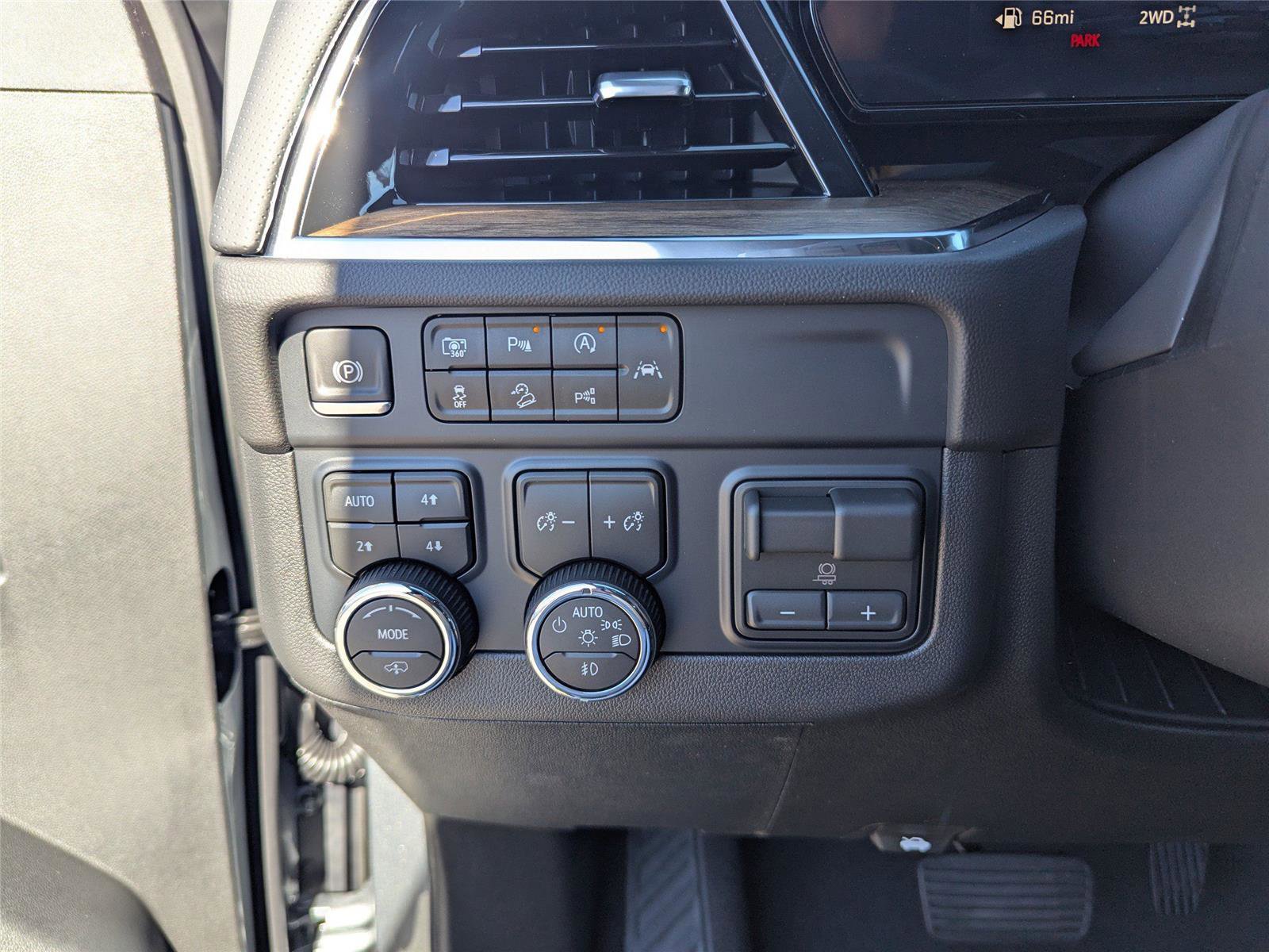 New 2026 Chevrolet Tahoe High Country image 17