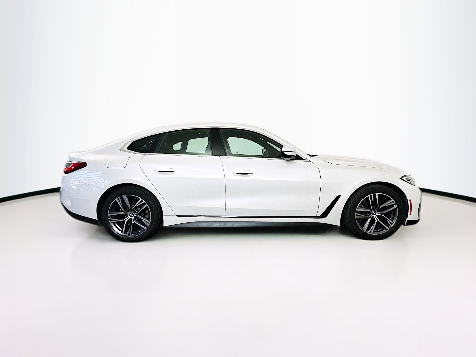 Used 2024 BMW 430i Gran Coupe w/ Premium Package RWD image 10