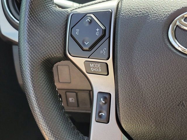 Used 2022 Toyota Tacoma SR5 w/ Technology Package RWD image 30