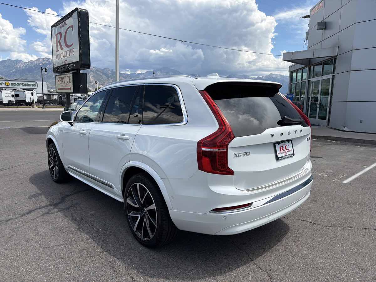 Used 2024 Volvo XC90 B6 Ultimate AWD/4WD image 3