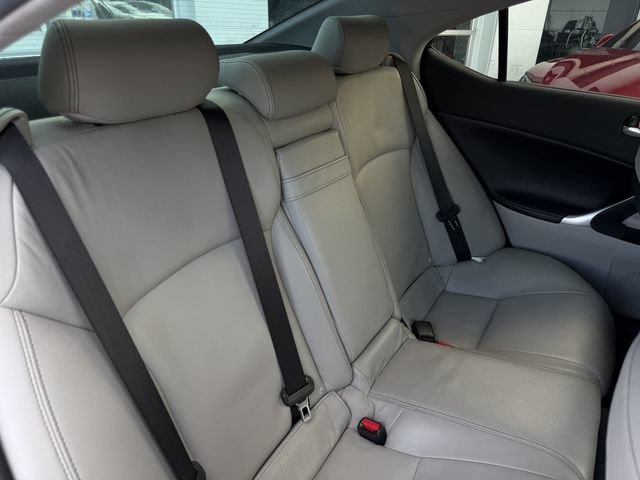 Used 2011 Lexus IS 250 RWD image 26