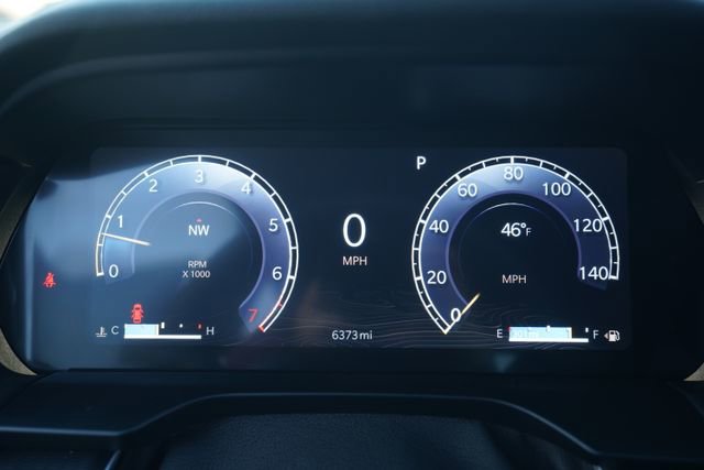 Used 2025 Jeep Grand Cherokee Laredo w/ Luxury Tech Group I image 30