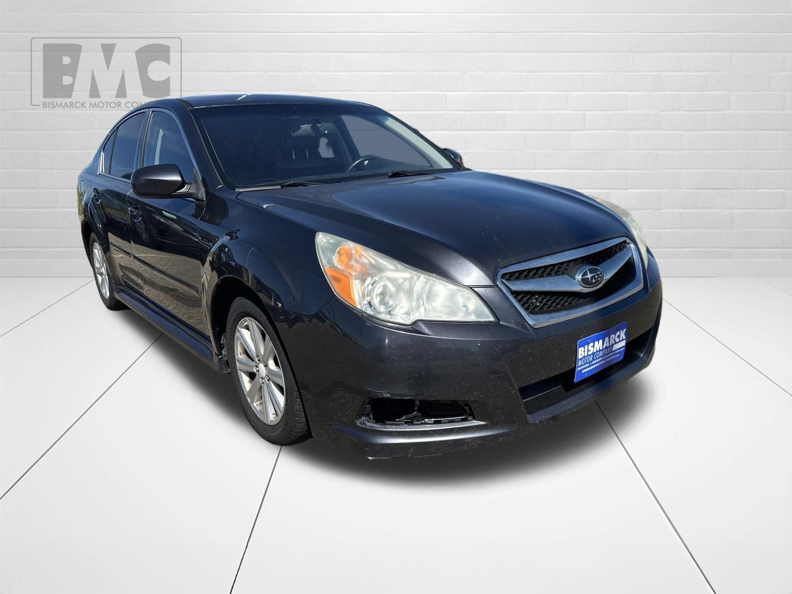 Used 2012 Subaru Legacy 2.5i Premium w/ All-Weather Pkg + Moonroof AWD/4WD image 2