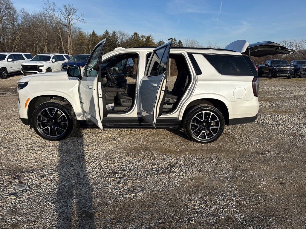 Used 2025 Chevrolet Tahoe RST w/ Comfort Package image 28