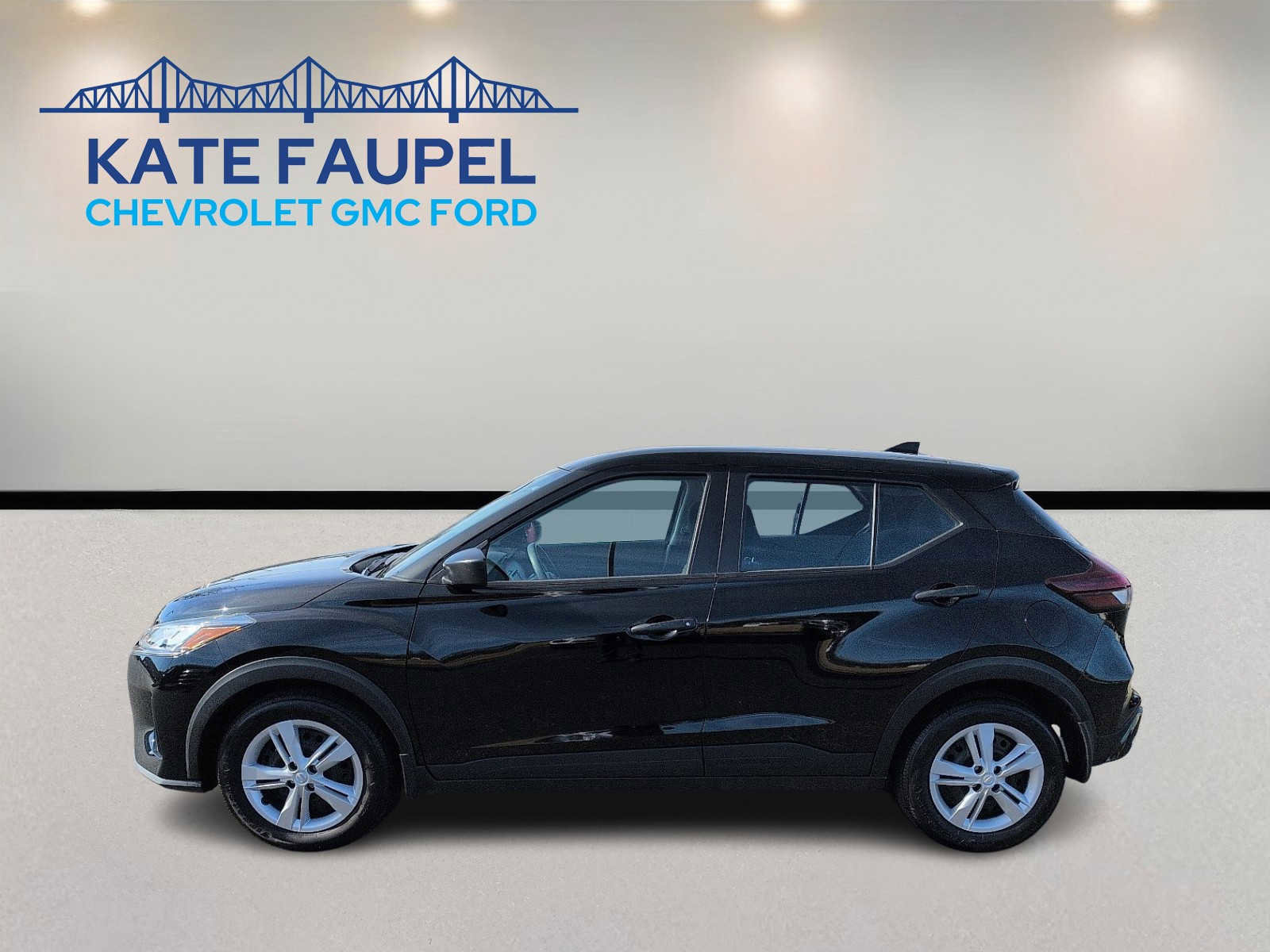 Used 2024 Nissan Kicks S image 4