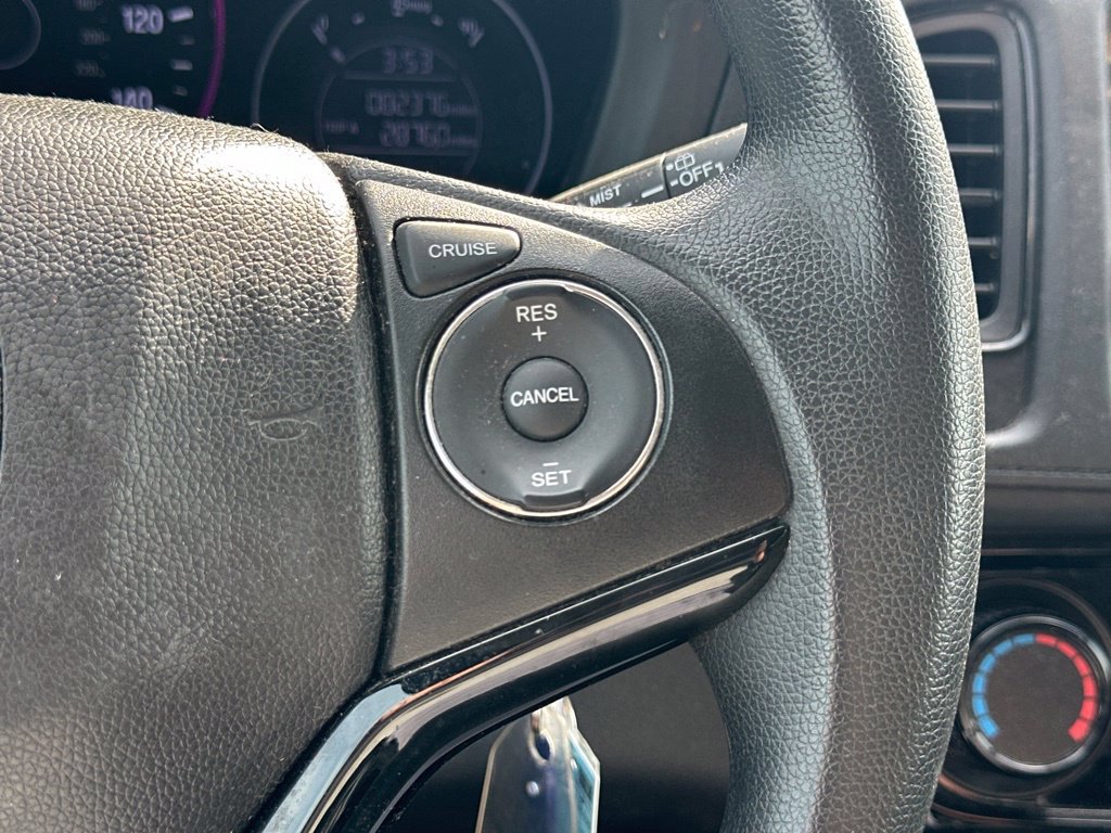 Used 2018 Honda HR-V LX image 21