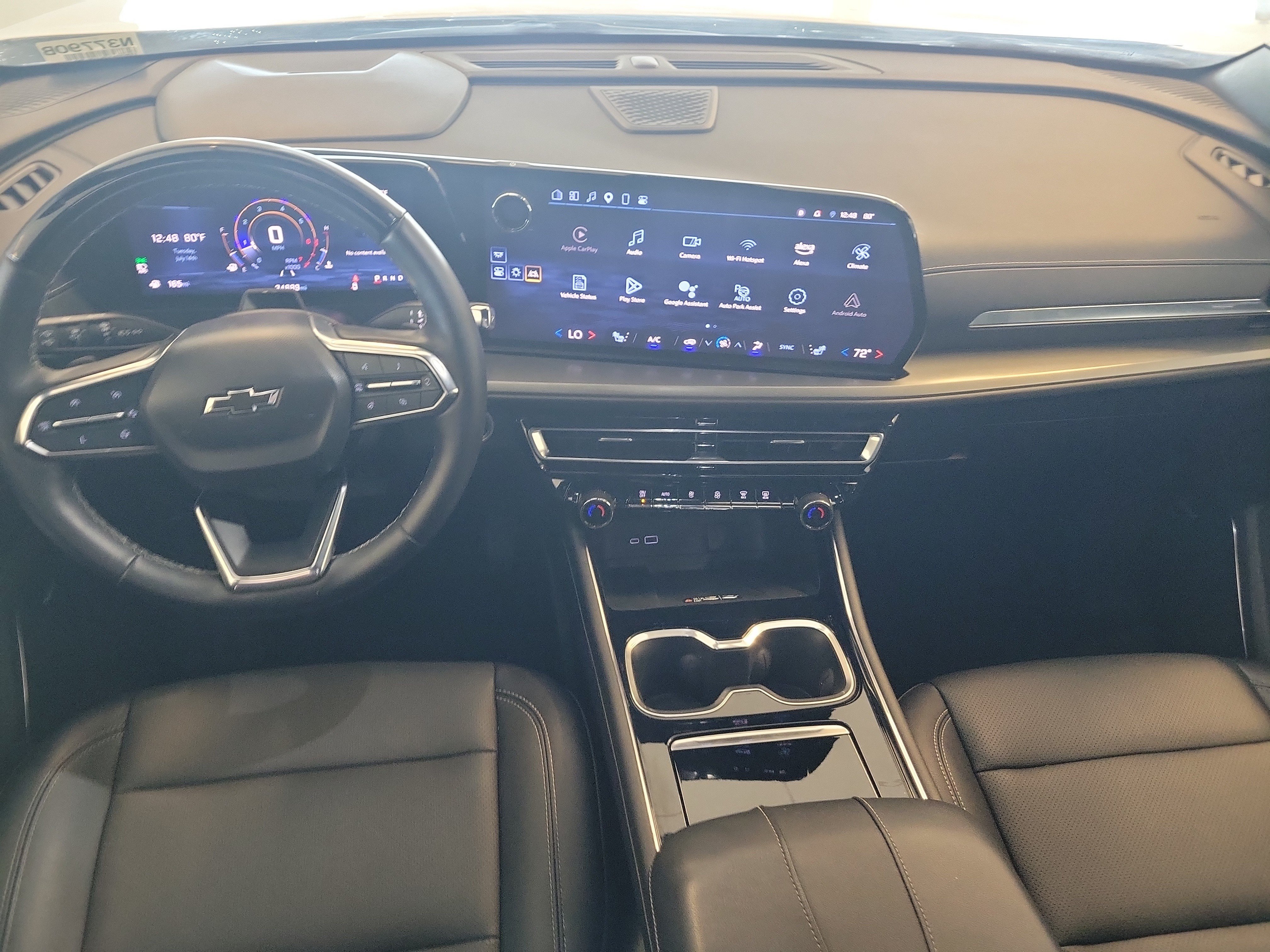 Used 2024 Chevrolet Traverse LT w/ Enhanced Driving Package FWD image 21