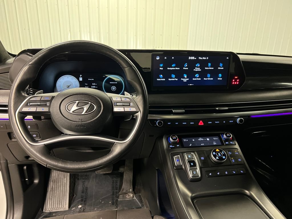 Used 2024 Hyundai Palisade Calligraphy image 16