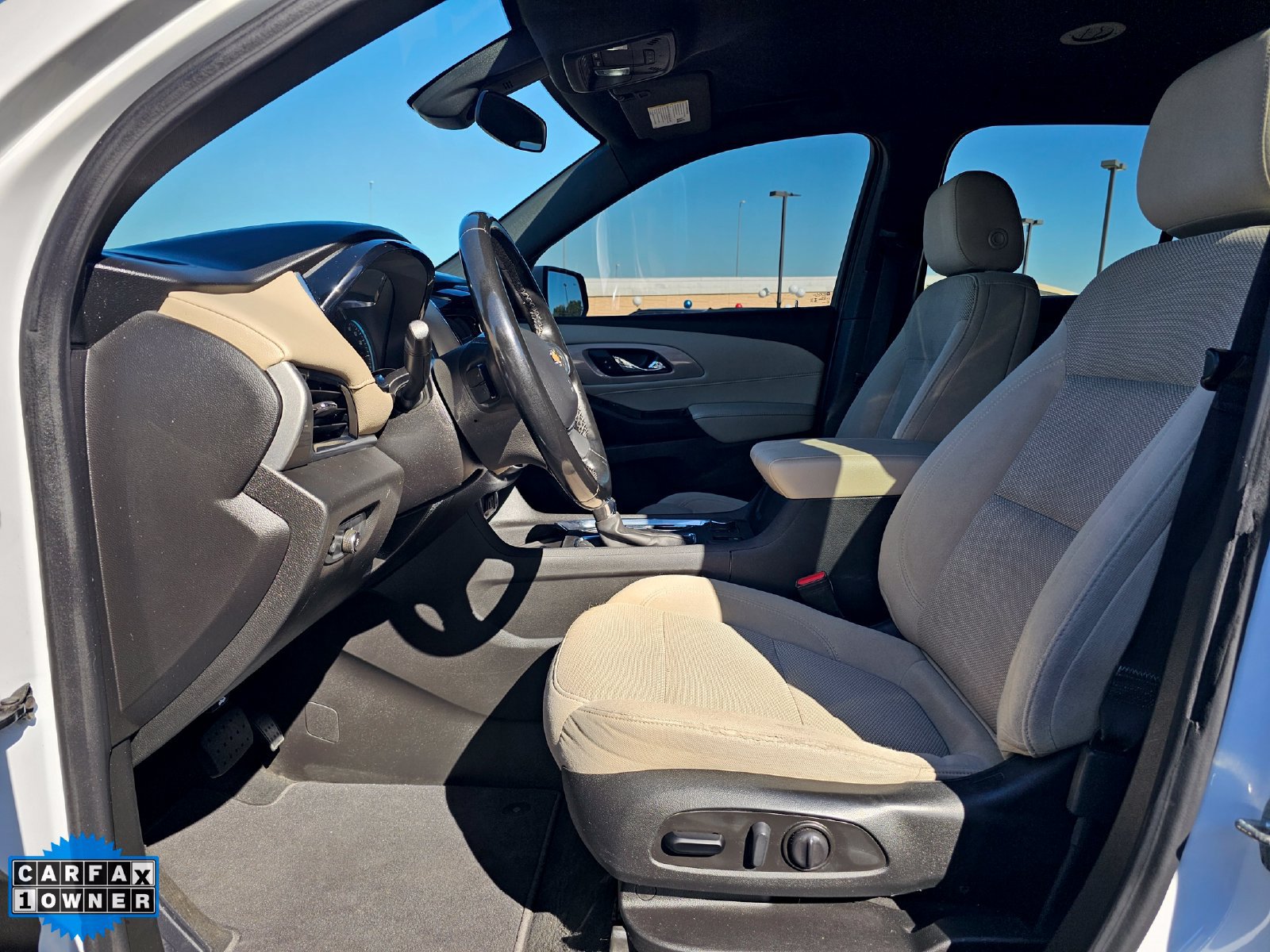 Used 2023 Chevrolet Traverse LT AWD/4WD image 15