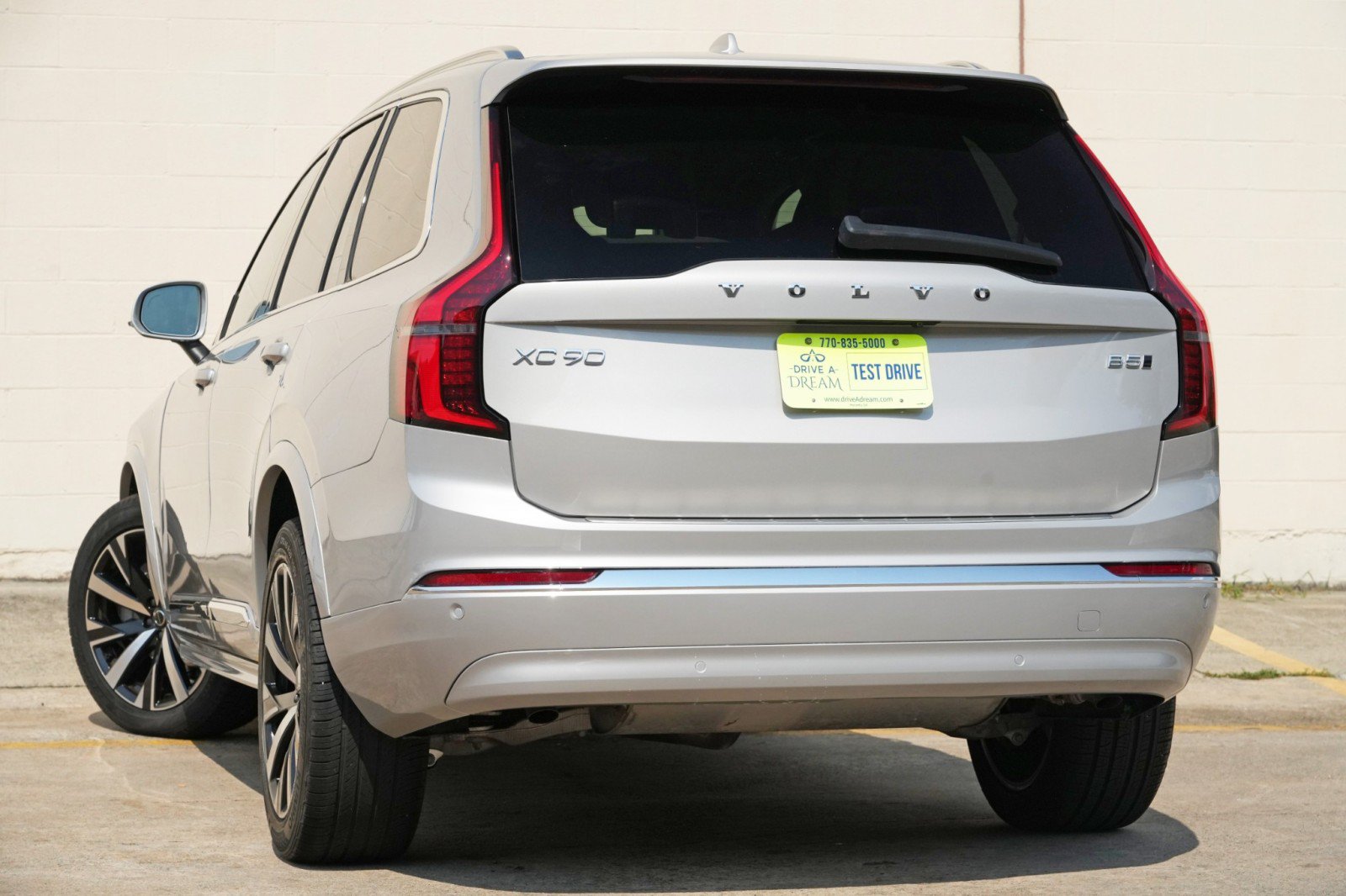 Used 2025 Volvo XC90 B5 Core w/ Protection Package Premier AWD/4WD image 6
