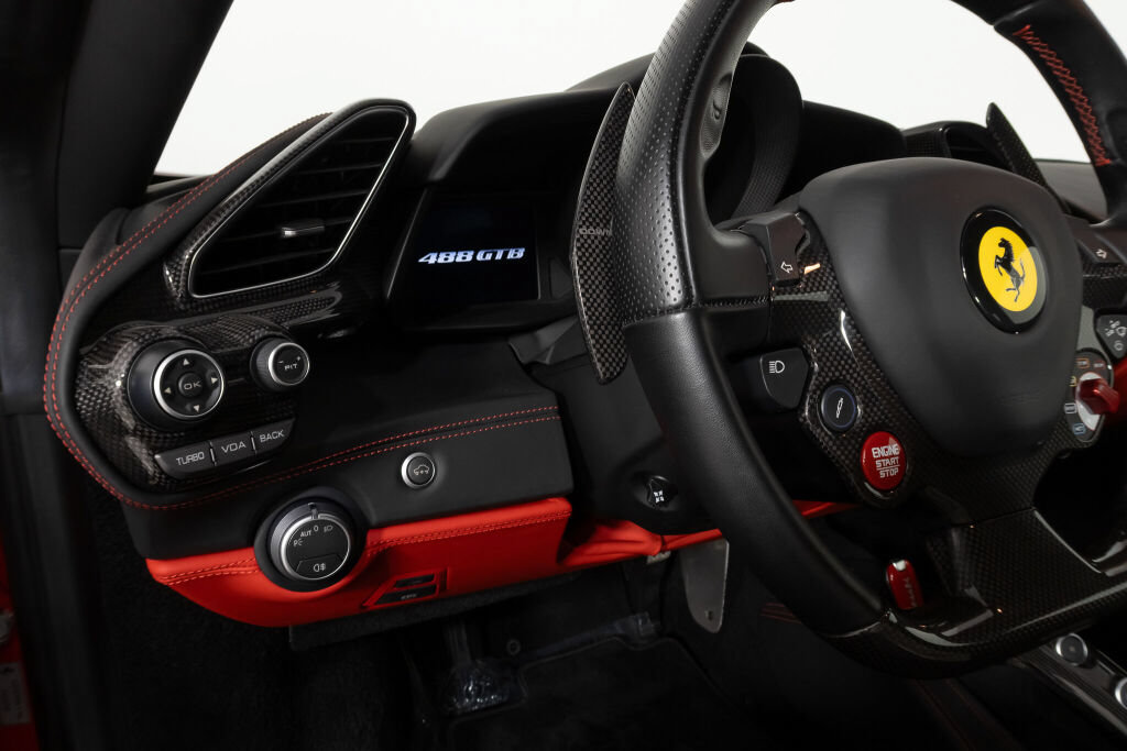 Certified 2018 Ferrari 488 GTB RWD image 27