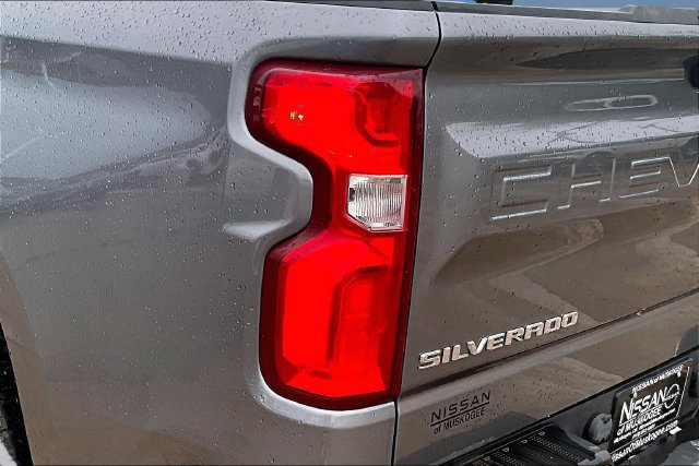 Used 2020 Chevrolet Silverado 1500 RST AWD/4WD image 23