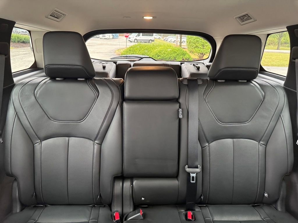 Certified 2025 INFINITI QX60 Luxe w/ Cargo Package image 27