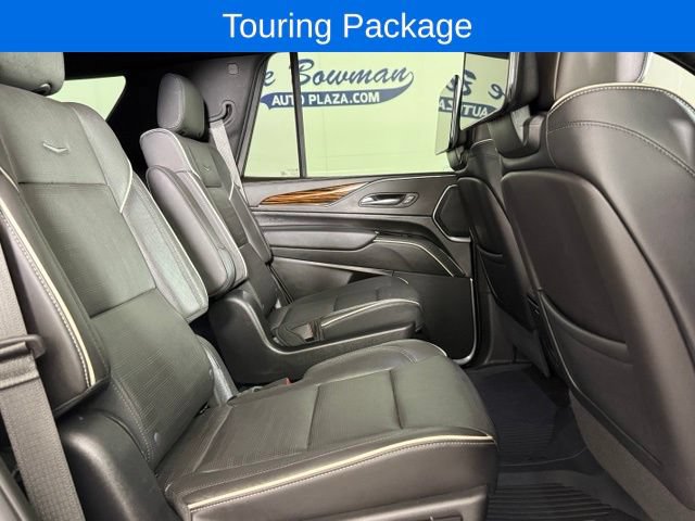 Used 2023 Cadillac Escalade Premium Luxury w/ Performance Package AWD/4WD image 20