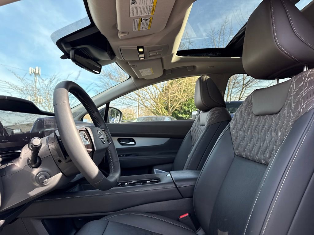 New 2025 Nissan Murano Platinum image 14