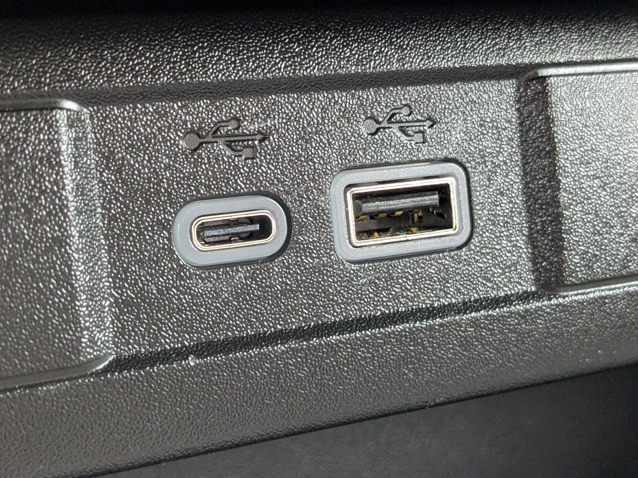 Used 2024 Chevrolet Colorado W/T w/ LPO, Dark Essentials Package image 21