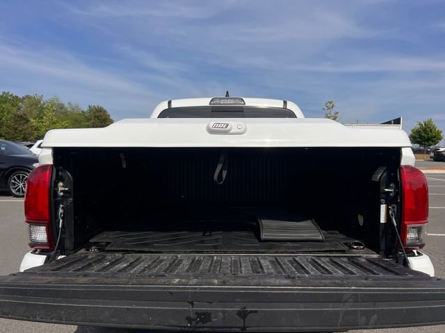 Used 2019 Toyota Tacoma TRD Sport w/ Technology Package RWD image 28