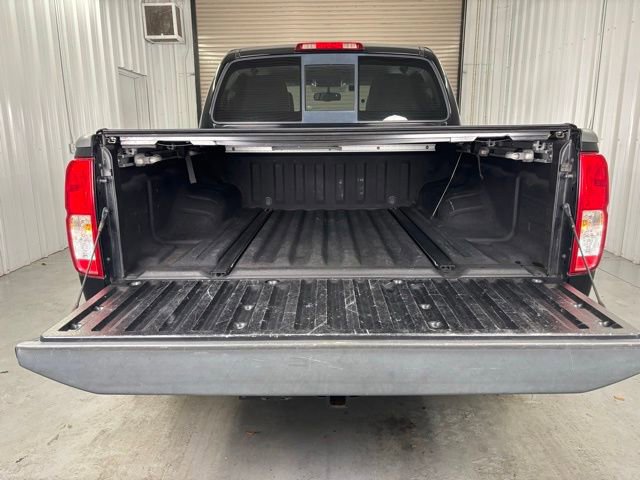 Used 2016 Nissan Frontier PRO-4X image 12