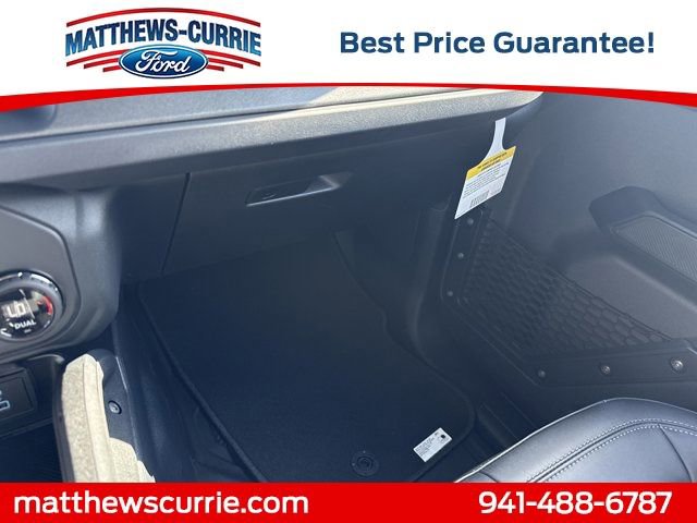 New 2025 Ford Bronco Badlands image 24