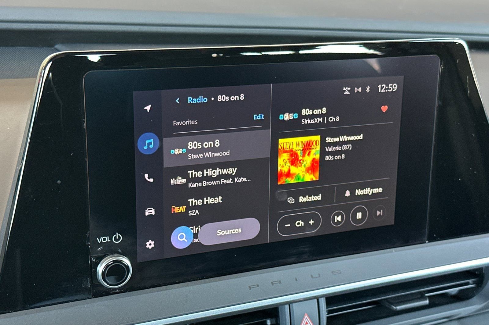 Used 2023 Toyota Prius LE image 21