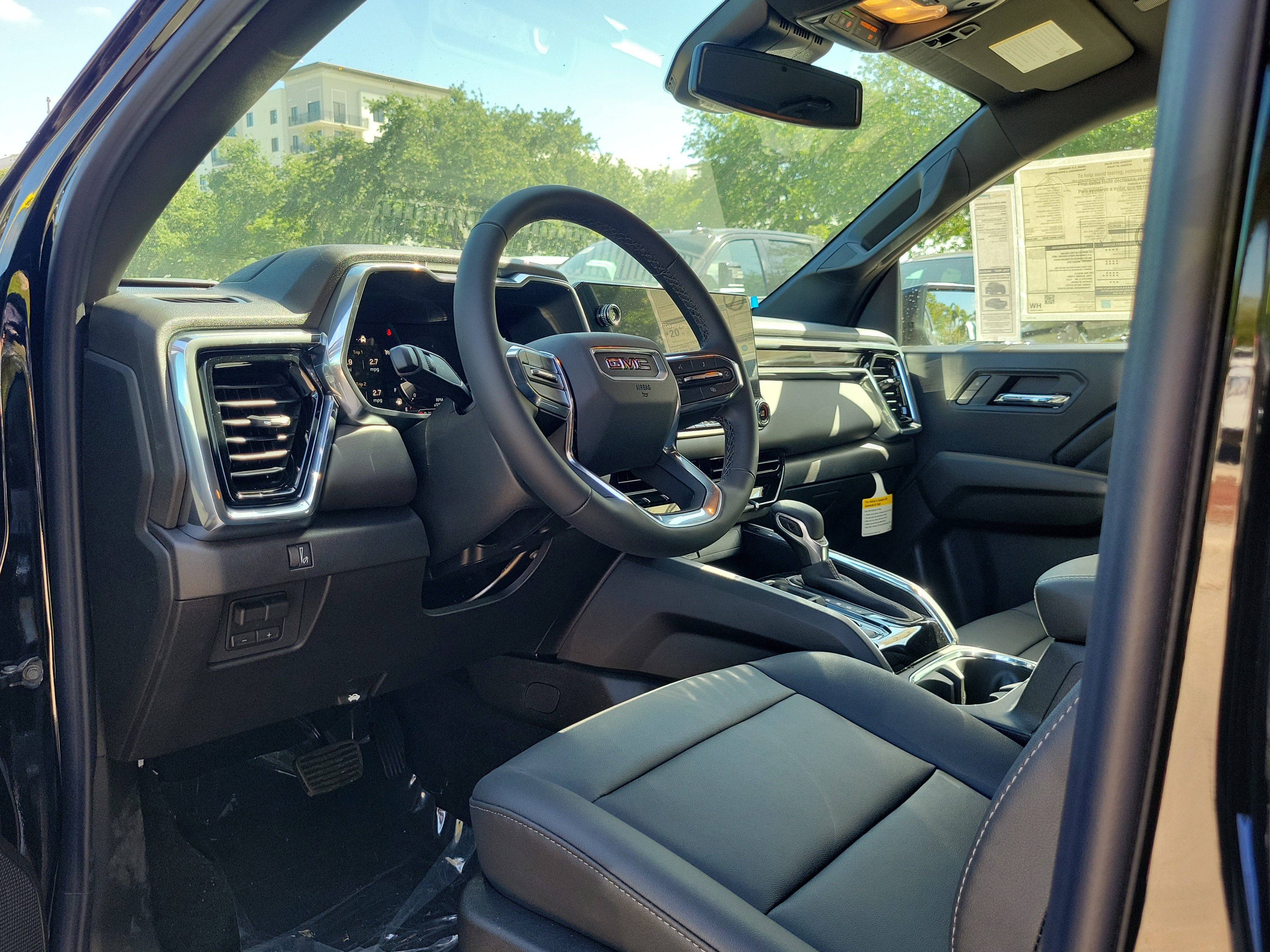New 2026 GMC Canyon Elevation w/ Convenience Package RWD image 7