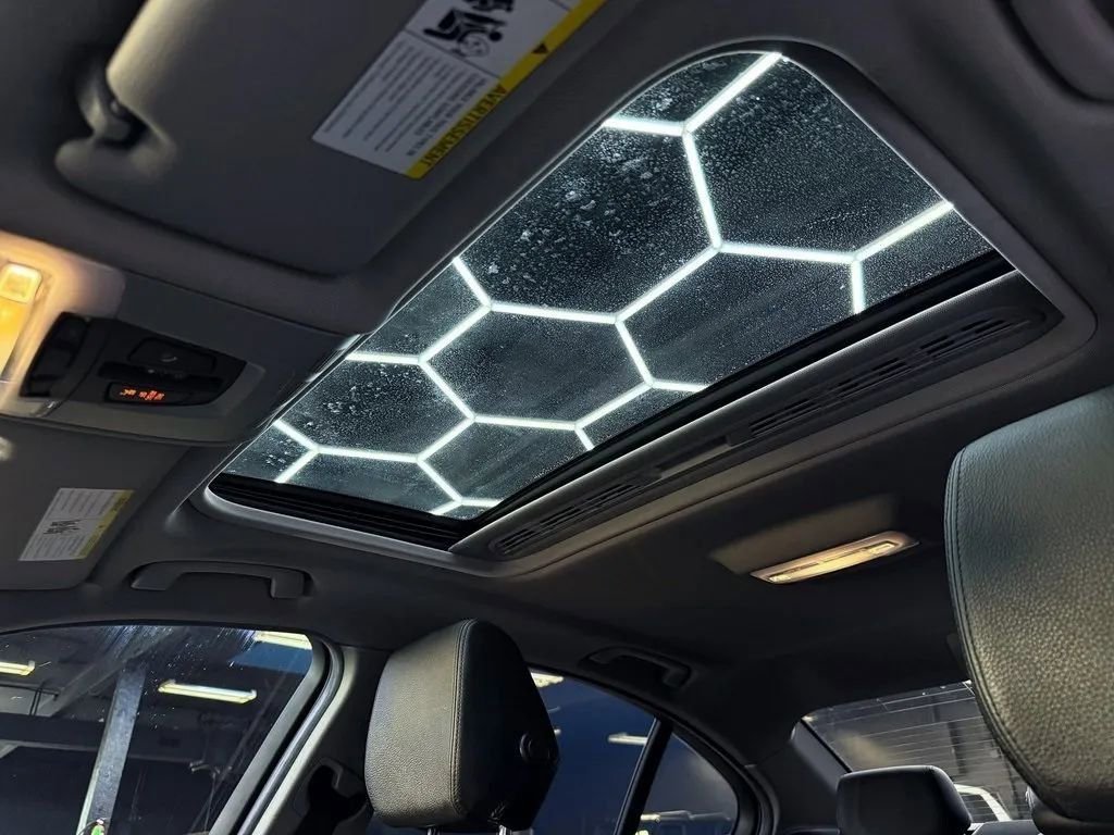 Used 2015 BMW 335i xDrive Sedan image 30