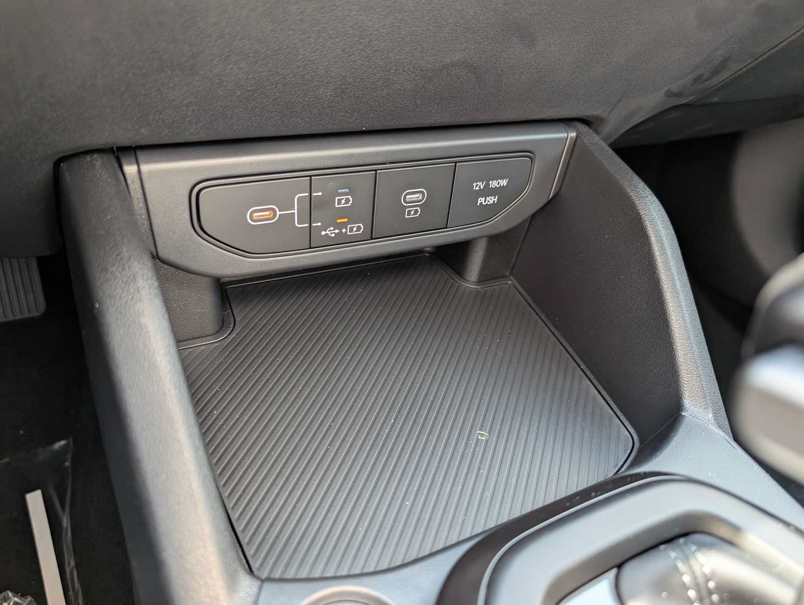 New 2026 Kia K4 FWD image 23