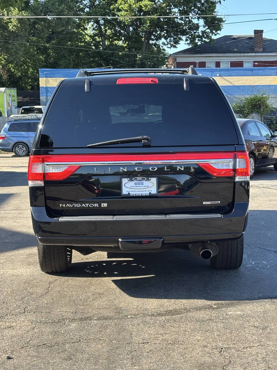 Used 2016 Lincoln Navigator L Reserve AWD/4WD image 7