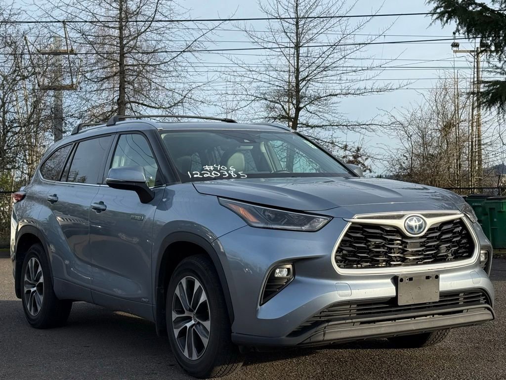 Used 2021 Toyota Highlander XLE image 7