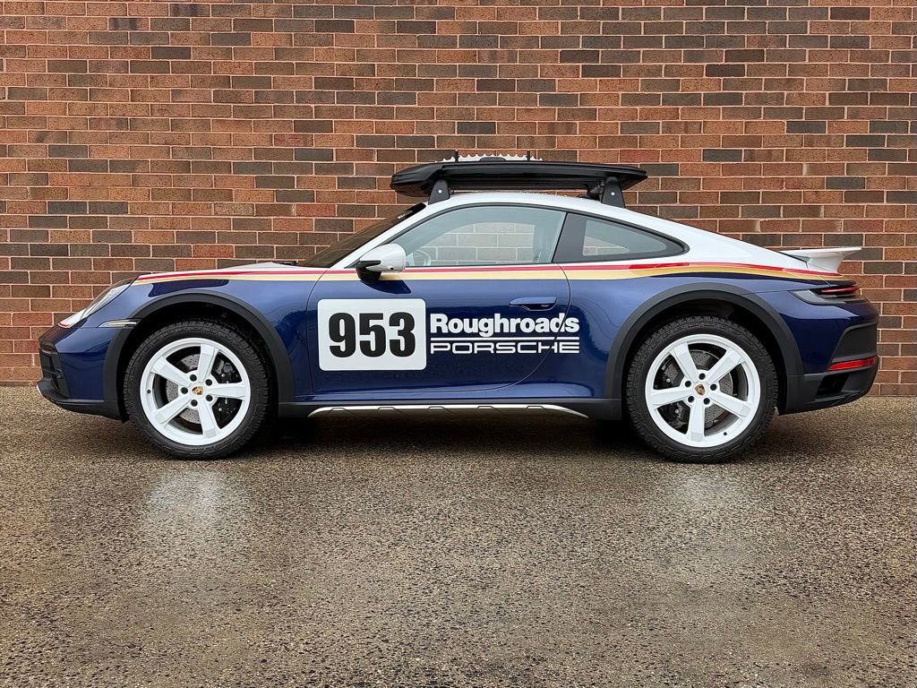 Certified 2024 Porsche 911 Dakar image 2