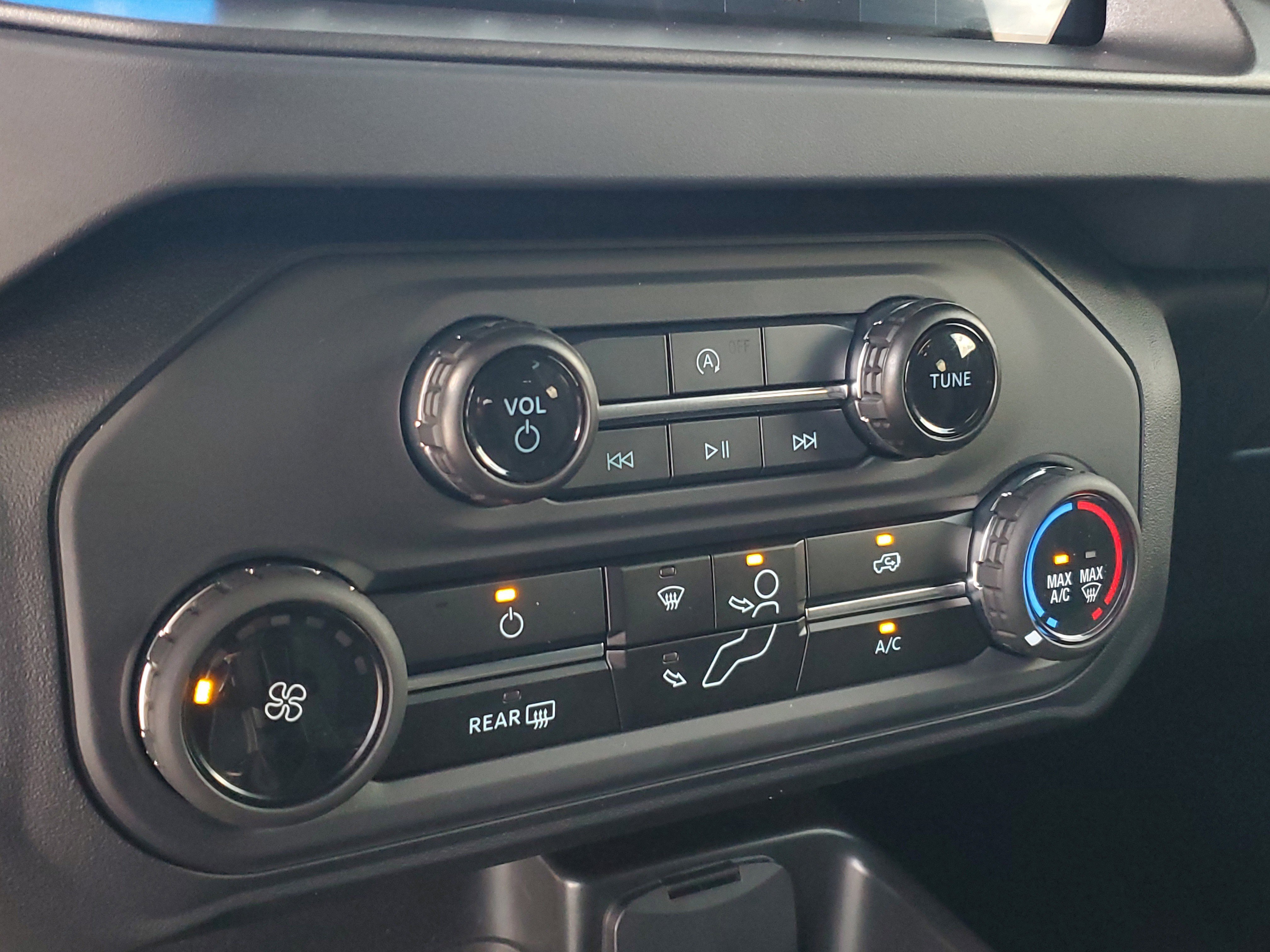 Used 2025 Ford Bronco 4-Door AWD/4WD image 10