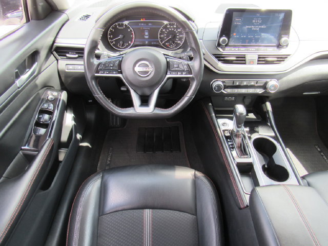 Used 2024 Nissan Altima 2.5 SR FWD image 16