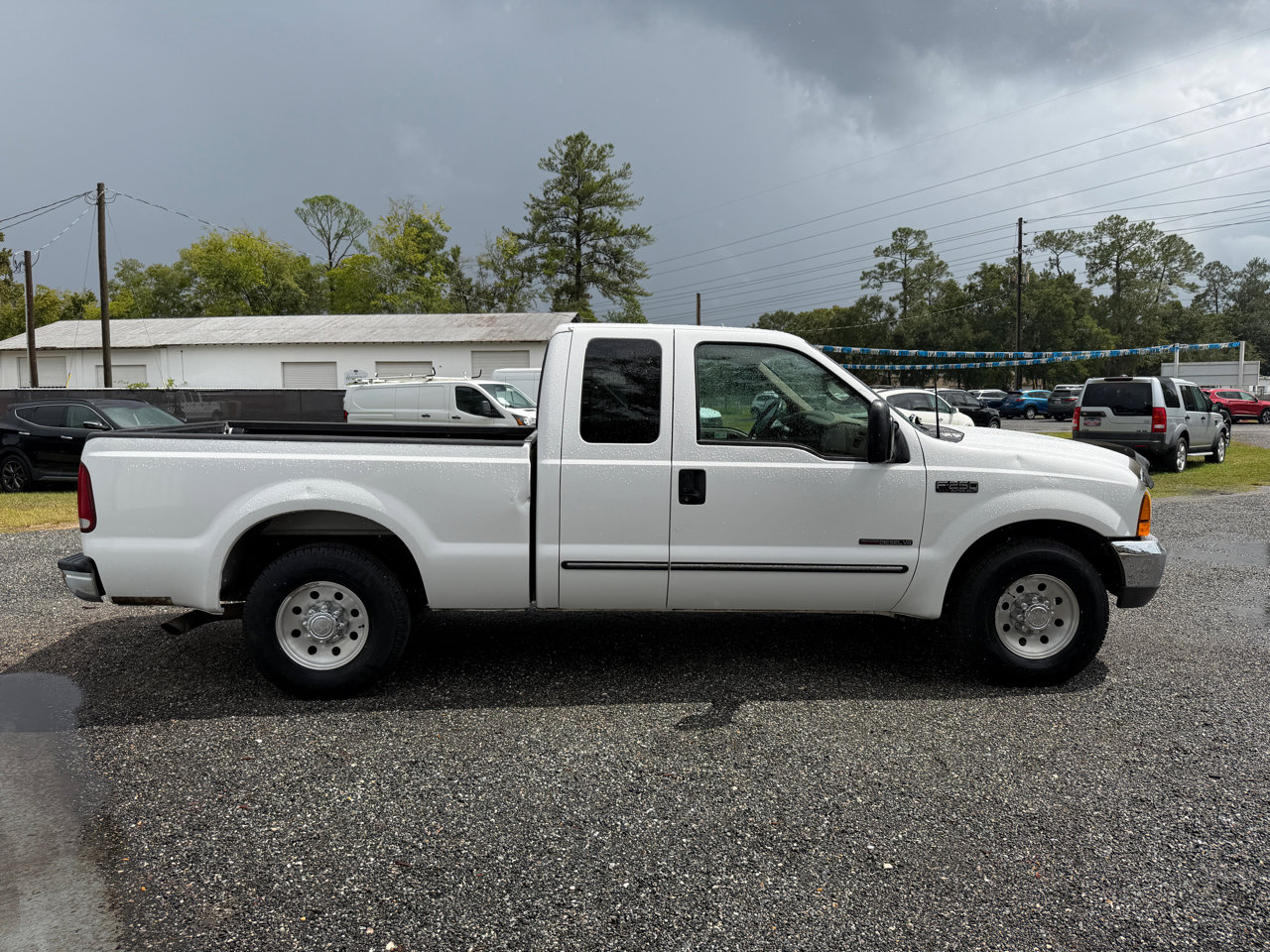 Used 1999 Ford F250 XLT image 4