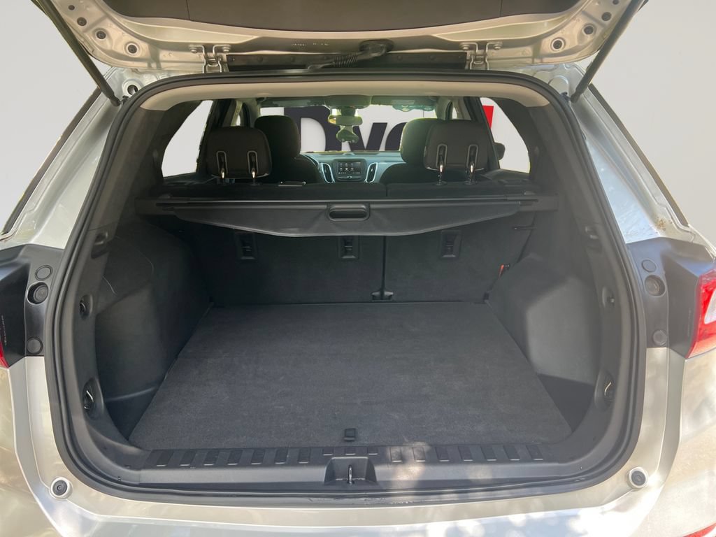 Used 2020 Chevrolet Equinox LS w/ LS Convenience Package FWD image 18