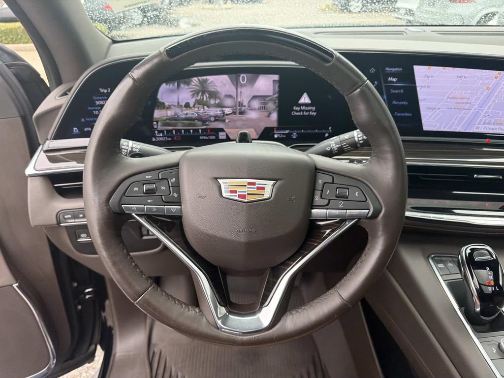 Used 2023 Cadillac Escalade Premium Luxury w/ LPO, Floor Liner Package AWD/4WD image 22