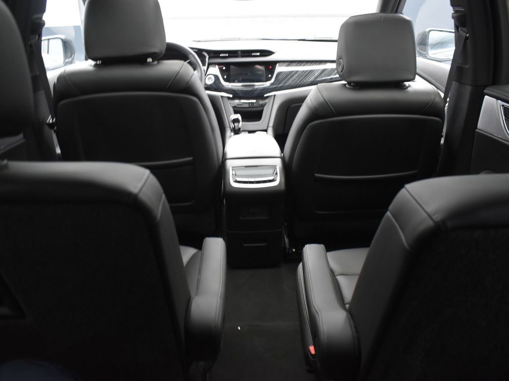 Certified 2024 Cadillac XT6 Premium Luxury w/ LPO, Floor Liner Package image 28