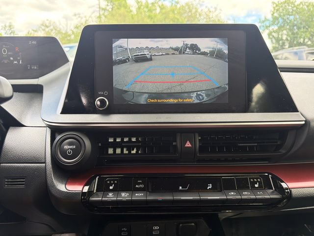 Used 2023 Toyota Prius Prime FWD image 33