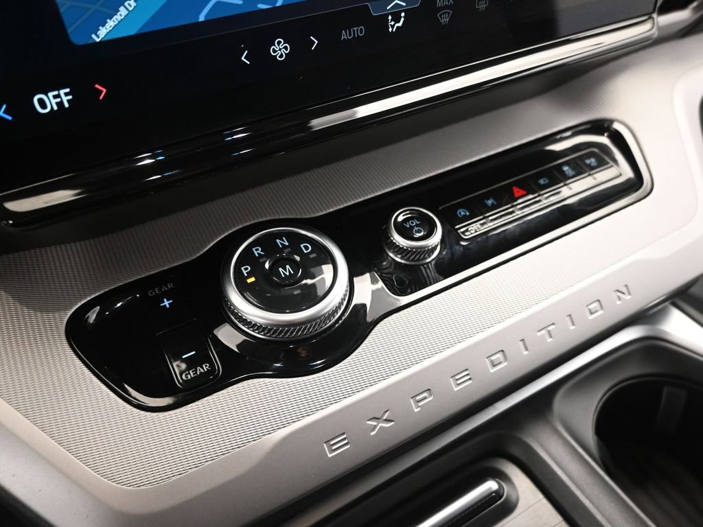 Certified 2025 Ford Expedition Max Active image 17