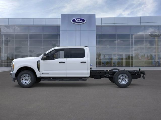 New 2025 Ford F350 XL w/ XL Chrome Package video 3