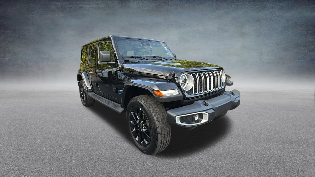 Used 2025 Jeep Wrangler Unlimited Sahara AWD/4WD image 3